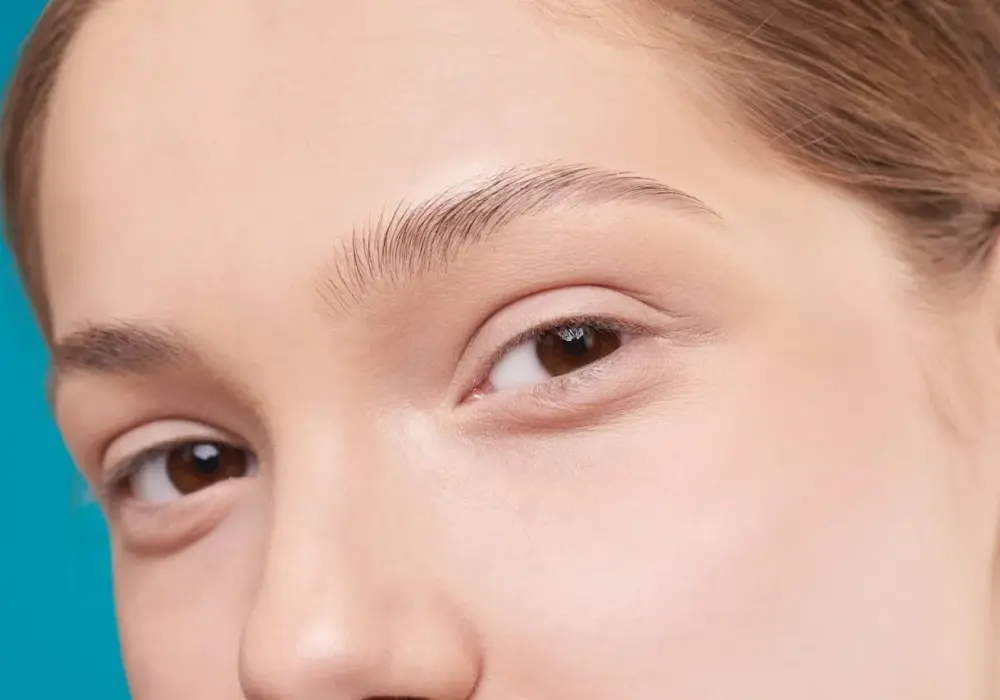 Melanina a gładka cera - Jak dbać o koloryt i fakturę skóry?